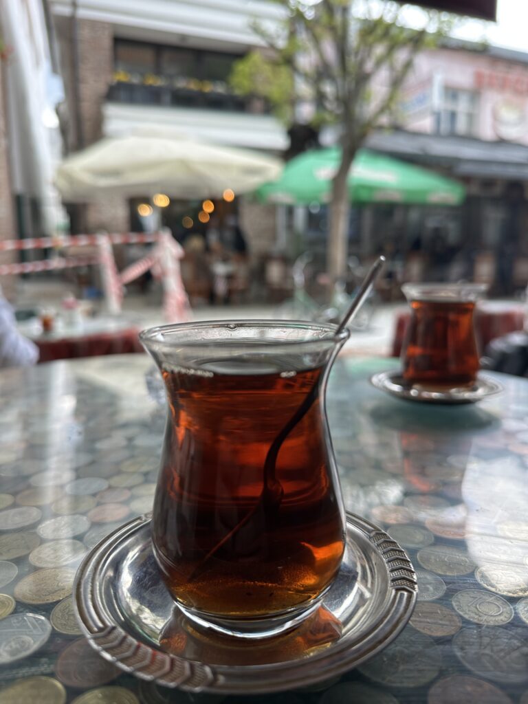 Traditioneller Çay 